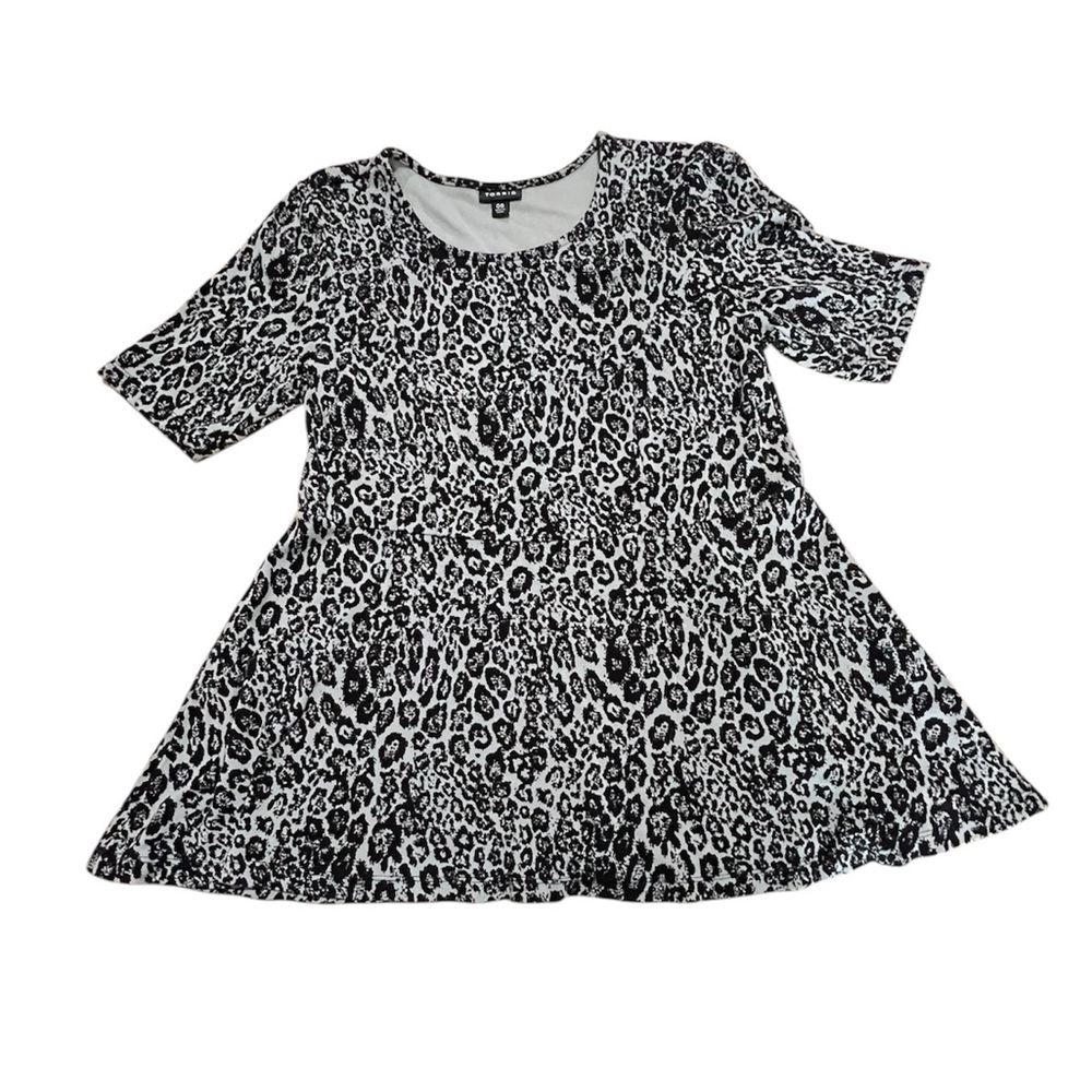 LIKE NEW!—Torrid Peplum Top